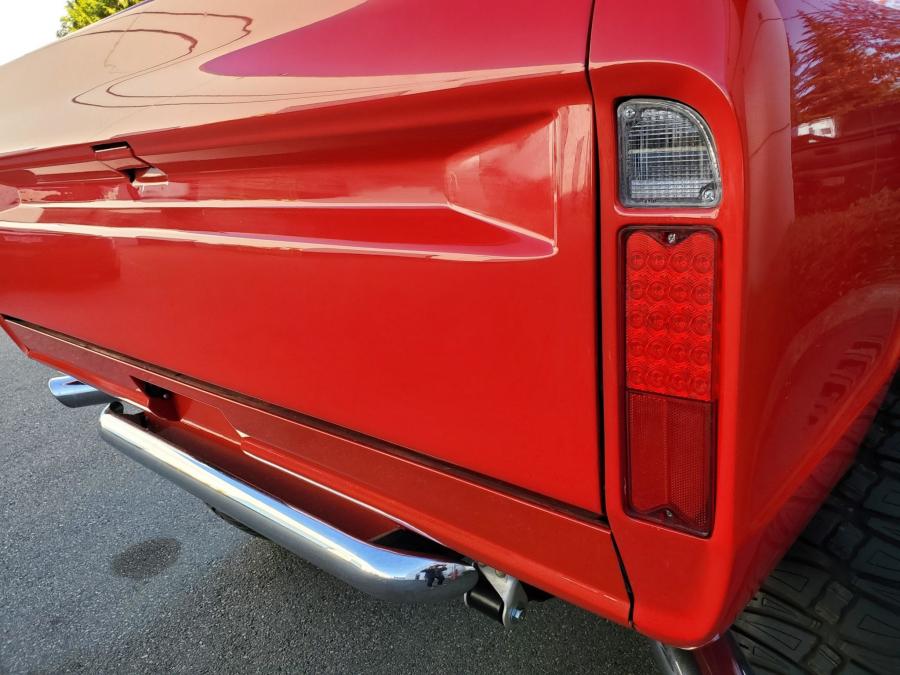 Детали экстерьера Chevrolet K5 Blazer 4x4 Custom 1969 года  (фото 17 из 85)